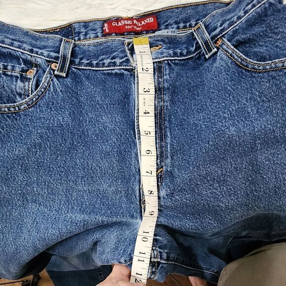 Levi's 550 classic relaxed fit tapered leg blue denim jeans - Picture 4 of 5